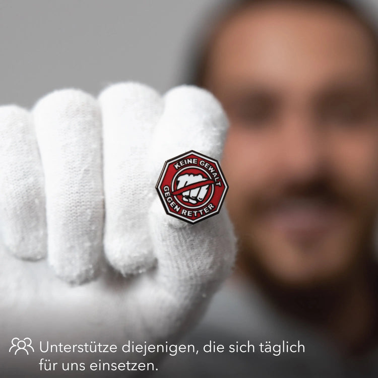 "Keine Gewalt Gegen Retter" Anstecker Steelmonks