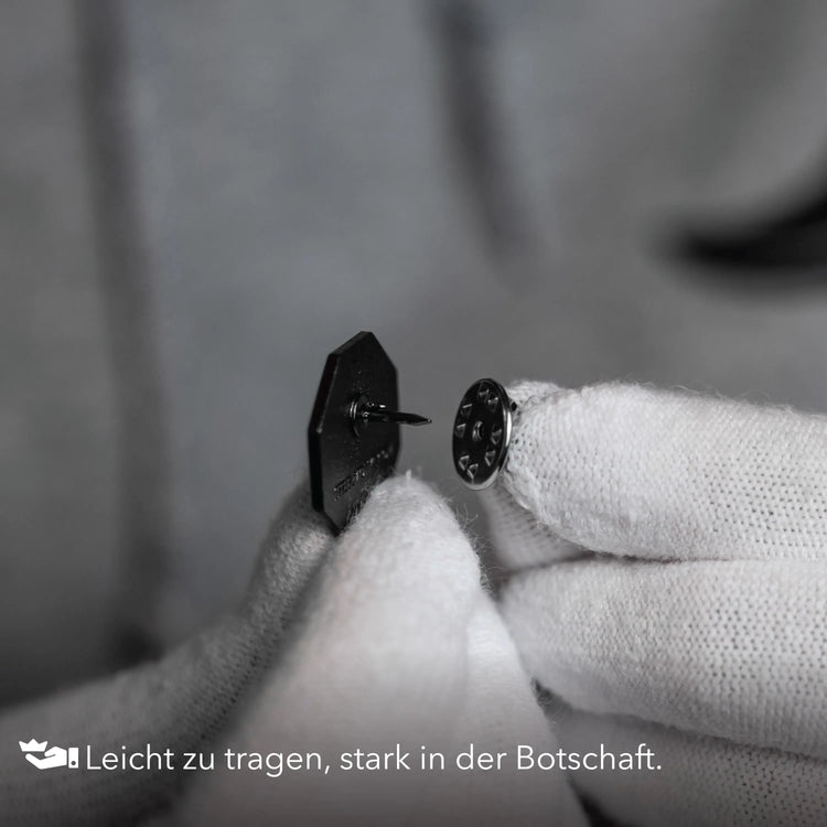 "Keine Gewalt Gegen Retter" Anstecker Steelmonks