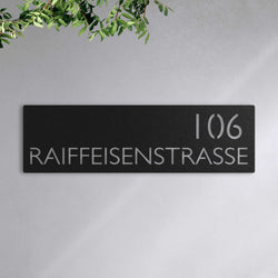 Modernes Straßenschild (Schild) -  Straßenschild