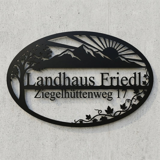 Ovales Hausschild – Landhaus Friedl