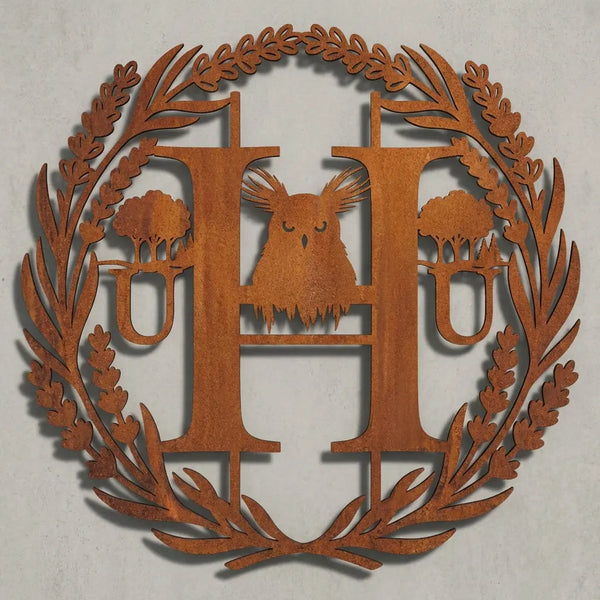 Wappen mit Lavendel, Monogramm H Steelmonks