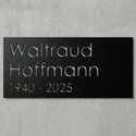 Rechteckige Gedenktafel – Waltraud Hoffmann