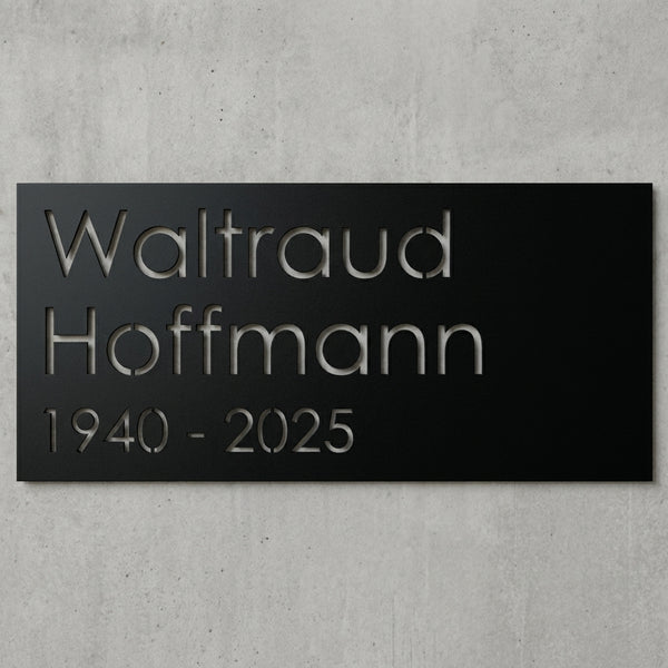 Rechteckige Gedenktafel – Waltraud Hoffmann