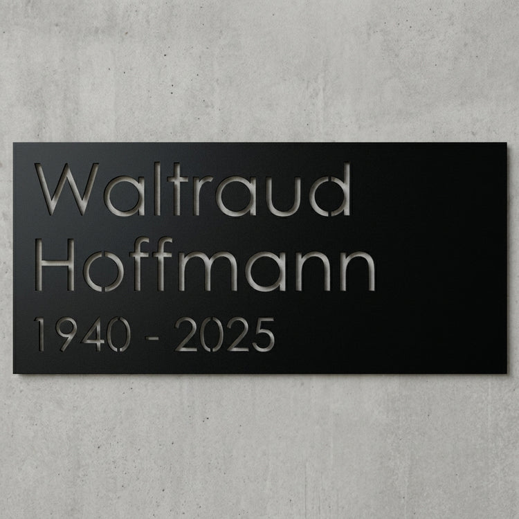 Rechteckige Gedenktafel – Waltraud Hoffmann