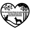 Herz-Zitatschild mit Vogel, Katze, Malinois und Bäumen Steelmonks