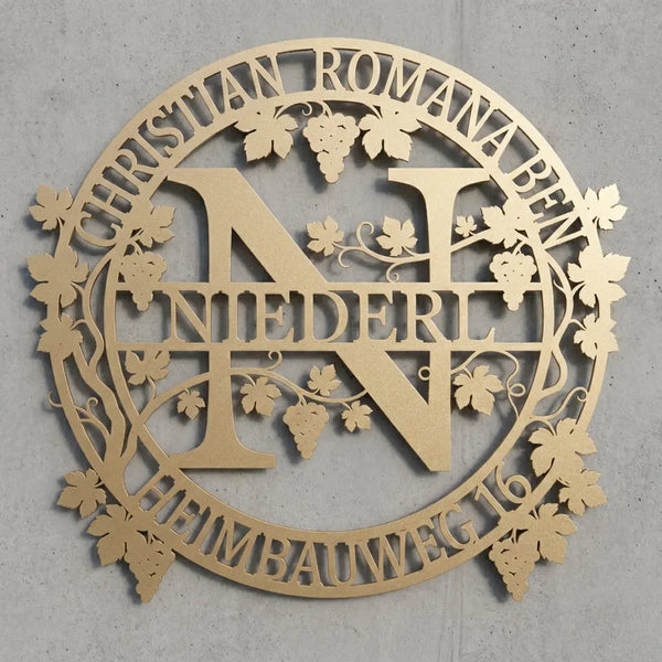 Monogramm N NIEDERL – Weinranken-Hausschild Steelmonks