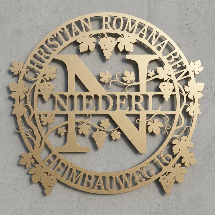 Monogramm N NIEDERL – Weinranken-Hausschild