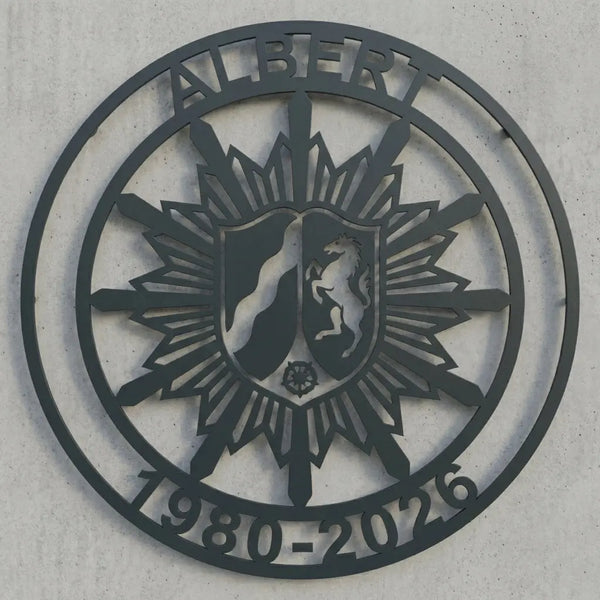 Rundes Polizei-NRW Wappenschild – Albert 1980–2026 Steelmonks