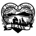 Herz-Wandschild Paar am See mit Malinois – David & Denise – BLANK