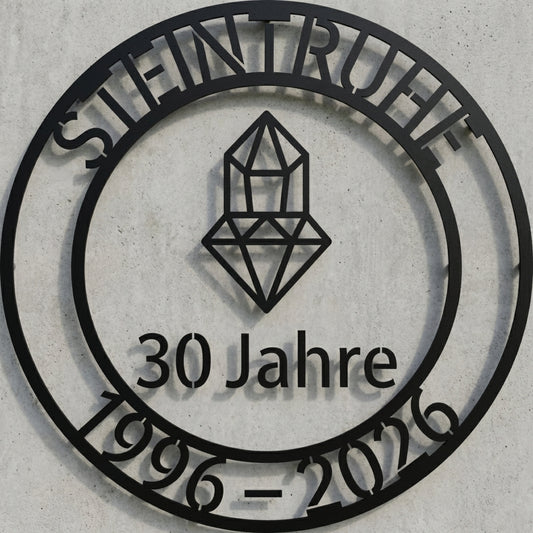 Rundes Jubiläumsschild Steintruhe 30 Jahre