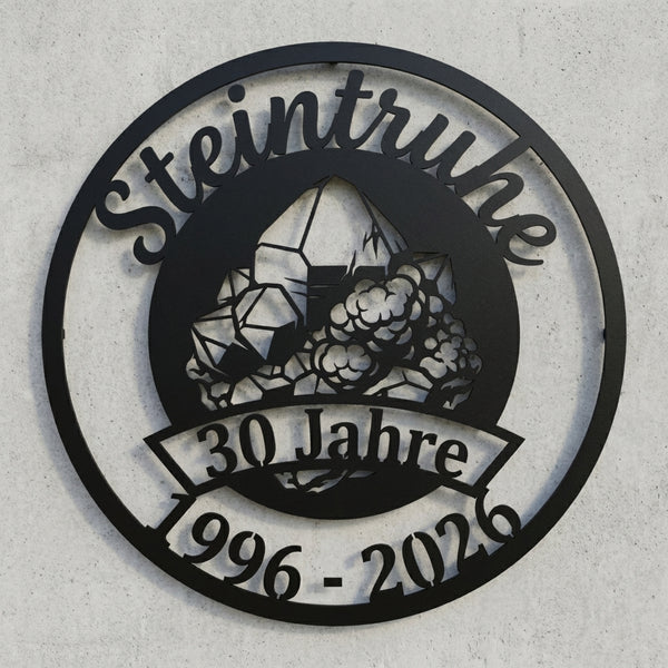 Steintruhe Jubiläumsschild 30 Jahre
