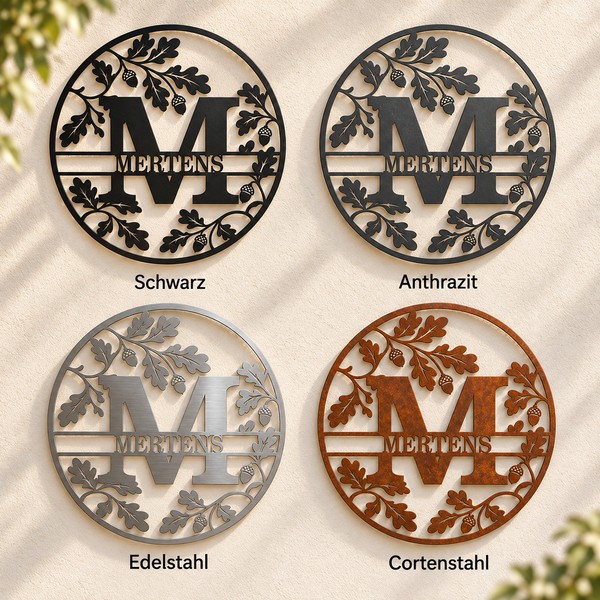 Eichenmonogramm mit M und MERTENS in Schwarz, Anthrazit, Edelstahl und Cortenstahl.