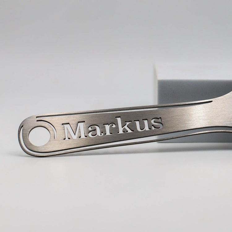 Steelmonks-Metallschild,Flaschenschlüssel. Besonderes Produkt Wanddekoration erhältlich in verschiednen Größen und Farben.