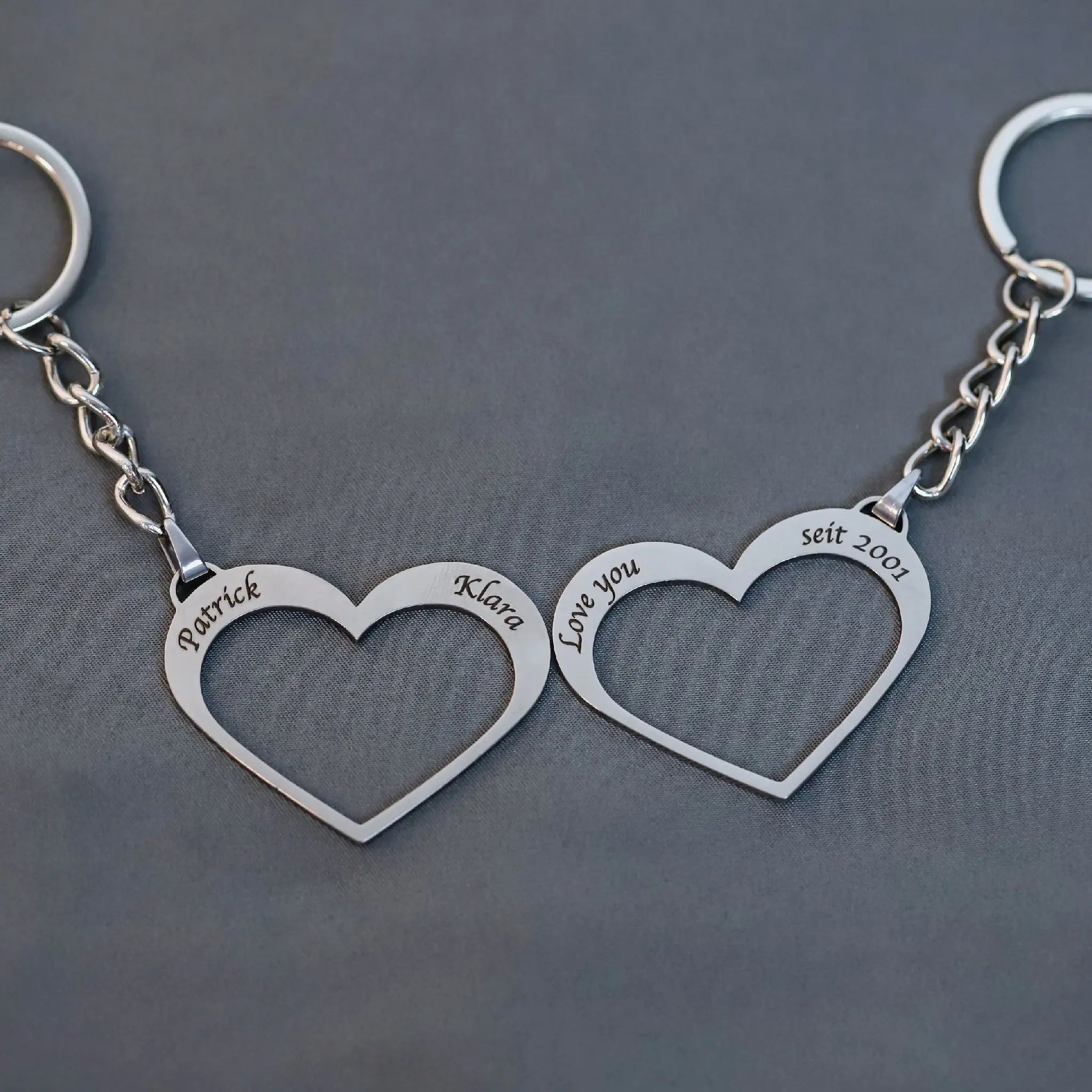 Steelmonks-Metallschild,Herz mit Namen. Herz Anhänger Wanddekoration erhältlich in verschiednen Größen und Farben.