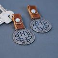 Steelmonks-Metallschild,Keltischer Knoten. Motiv Anhänger Wanddekoration erhältlich in verschiednen Größen und Farben.